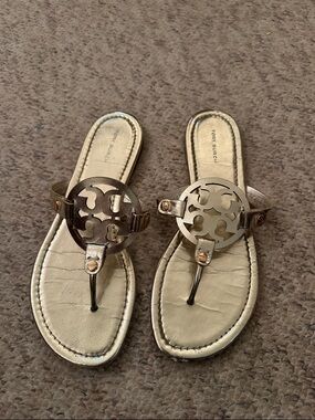 Tory Burch miller sandals Gold Logo Thong Sandals small mark